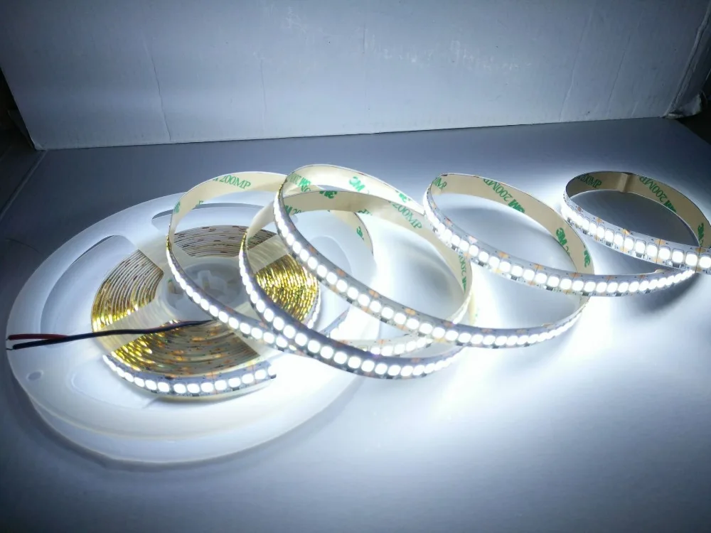 Гибкая СВЕТОДИОДНАЯ лента SMD 2835 12 В постоянного тока 5 м/лот 1200 светодиодов/м