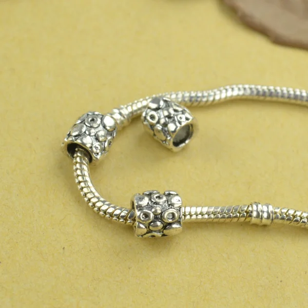 20 pcs Zinc Alloy Bead DIY European big hole metal Beads Fits Charm Bracelets Necklaces Pendants making 18178 
20 pcs Zinc Alloy Bead DIY European big hole metal Beads Fits Charm Bracelets Necklaces Pendants making 18178