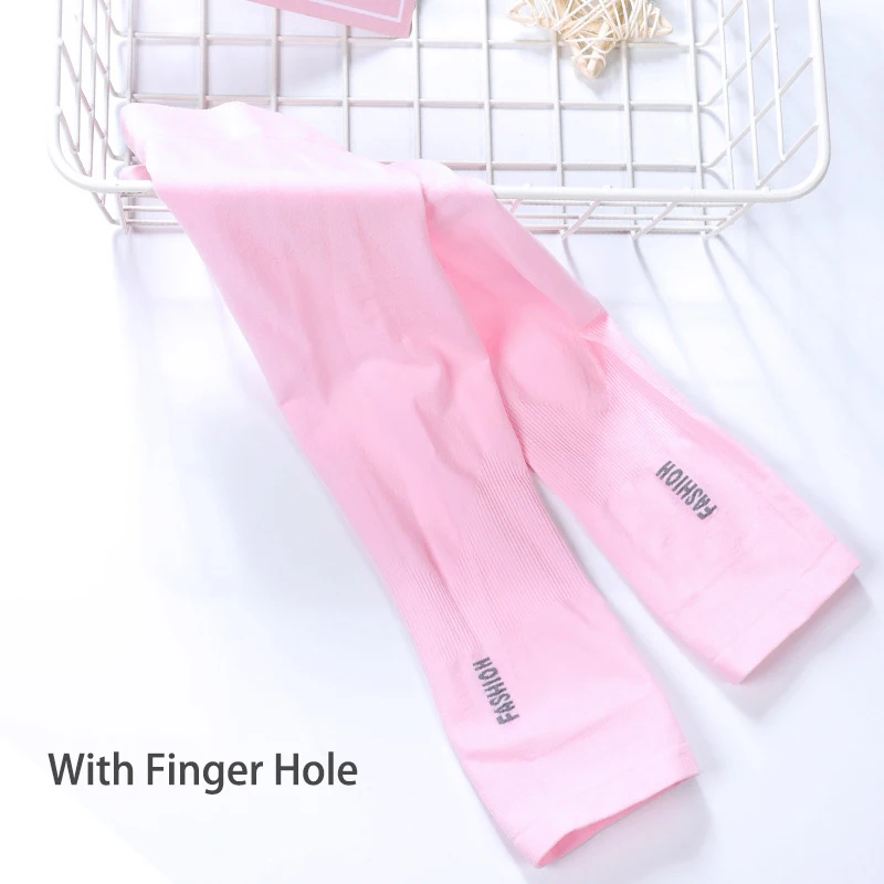 1Pair Unisex UV Sunscreen Bike Cycling Half Finger Cuff Hand Protection Women&Men Fingerless Long Gloves Summer Arm Sleeves 1131
1Pair Unisex UV Sunscreen Bike Cycling Half Finger Cuff Hand Protection Women&Men Fingerless Long Gloves Summer Arm Sleeves 1131
