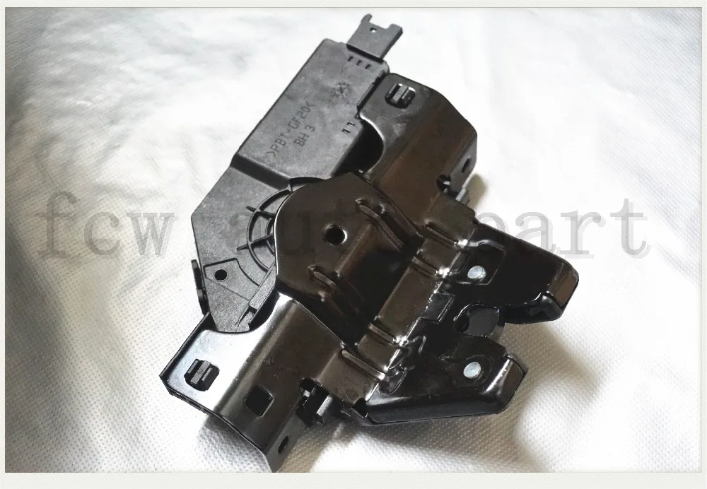 luggage HIGH QUALITY For BMW rear back door lock Trunk Lid Latch locks Motor Locking actuator 51247840617
luggage HIGH QUALITY For BMW rear back door lock Trunk Lid Latch locks Motor Locking actuator 51247840617