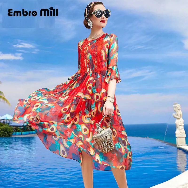 The New summer Beach wind O-neck Silk printing Lace splice dress Bell sleeve Loose waist elegant Medium length dress S-XL
The New summer Beach wind O-neck Silk printing Lace splice dress Bell sleeve Loose waist elegant Medium length dress S-XL