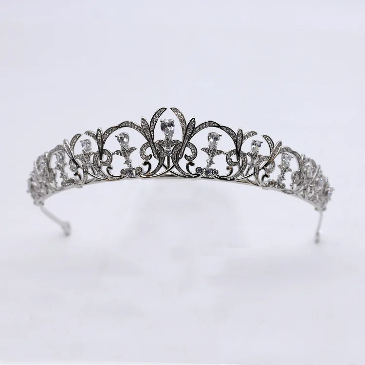 SLBRIDAL Pave Setting Copper Cubic Zirconia Wedding Tiara CZ Bridal Queen Princess Pageant Party Crown Bridesmaids Women Jewelry
SLBRIDAL Pave Setting Copper Cubic Zirconia Wedding Tiara CZ Bridal Queen Princess Pageant Party Crown Bridesmaids Women Jewelry