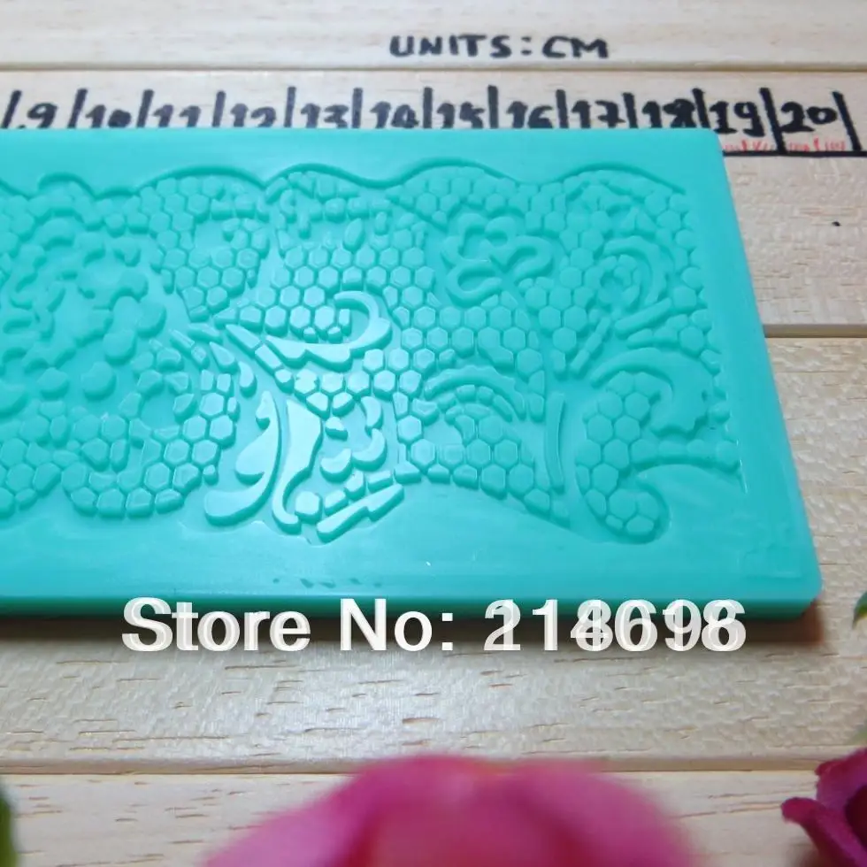 silicone fondant mold lace Mold Chocolate decoration cake decoration tools No.f05 free shipping
silicone fondant mold lace Mold Chocolate decoration cake decoration tools No.f05 free shipping