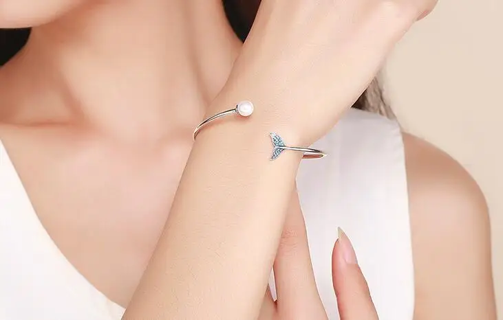 New Design Real 925 Sterling Silver Fish Tail Natural Pearl Crystal CZ Round Bracelet for Women Jewelry Accessories Party Gift
New Design Real 925 Sterling Silver Fish Tail Natural Pearl Crystal CZ Round Bracelet for Women Jewelry Accessories Party Gift