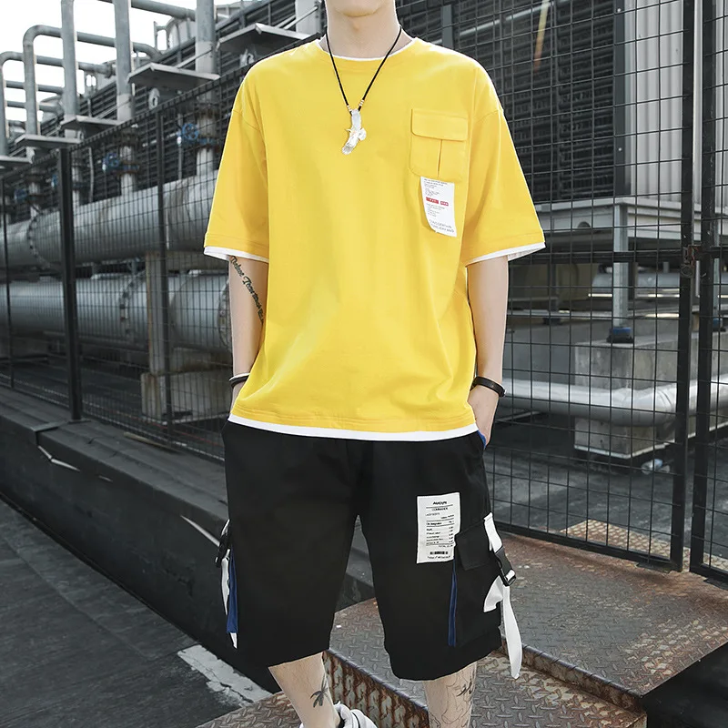 Rlyaeiz High Quality Sporting Wear Men Tracksuit Set 2019 Summer Fashion Big Pockets T shirts + Knee Length Pants Sporting Suits
Rlyaeiz High Quality Sporting Wear Men Tracksuit Set 2019 Summer Fashion Big Pockets T shirts + Knee Length Pants Sporting Suits