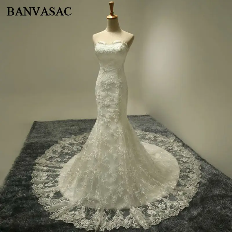 BANVASAC 2017 New Mermaid Lace Appliques Strapless Wedding Dresses Sleeveless Satin Elegant Embroidery Sweep Train Bridal Gowns
BANVASAC 2017 New Mermaid Lace Appliques Strapless Wedding Dresses Sleeveless Satin Elegant Embroidery Sweep Train Bridal Gowns