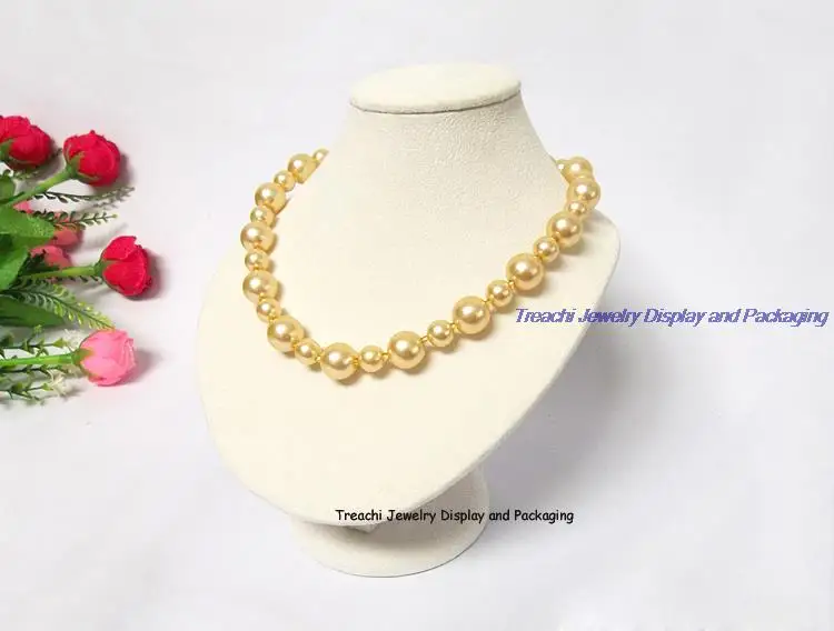Fine Jewelry Packaging Necklace Display Chest Wooden Beige Velvet Bracelet Display Holder for Bangle Stand Tray
Fine Jewelry Packaging Necklace Display Chest Wooden Beige Velvet Bracelet Display Holder for Bangle Stand Tray