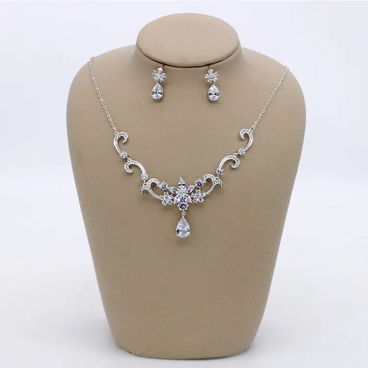 SLBRIDAL Gorgeous Copper Alloy Wedding Cubic Zircon Jewelry Set Bridal CZ Necklace Earring Set Banquet Party Jewelry Set Women
SLBRIDAL Gorgeous Copper Alloy Wedding Cubic Zircon Jewelry Set Bridal CZ Necklace Earring Set Banquet Party Jewelry Set Women