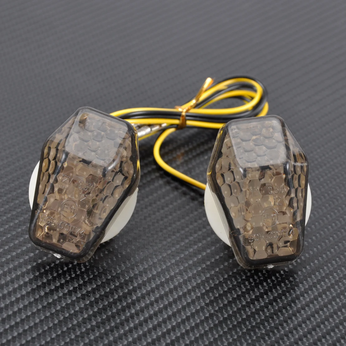 CITALL 2x Left & Right Custom Smoke LED Flush Mount Turn Signal Blinker Marker For Suzuki GSXR 600 750 1000 SV 650 650S 1000S
CITALL 2x Left & Right Custom Smoke LED Flush Mount Turn Signal Blinker Marker For Suzuki GSXR 600 750 1000 SV 650 650S 1000S