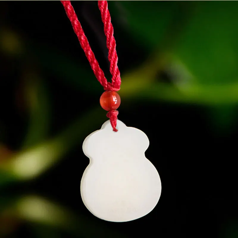 

2019 new natural Hetian jade fu bag pendant for men and women 24K gold inlaid white jade Fu Lu Shou necklace pendant jewelry gif