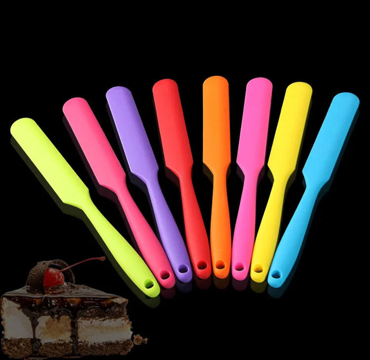 Pastry Tools Silicone Baking Tools Cake Scraper Chocolate Cream Scraper Long Shank Silicone Shovels E971
Pastry Tools Silicone Baking Tools Cake Scraper Chocolate Cream Scraper Long Shank Silicone Shovels E971
