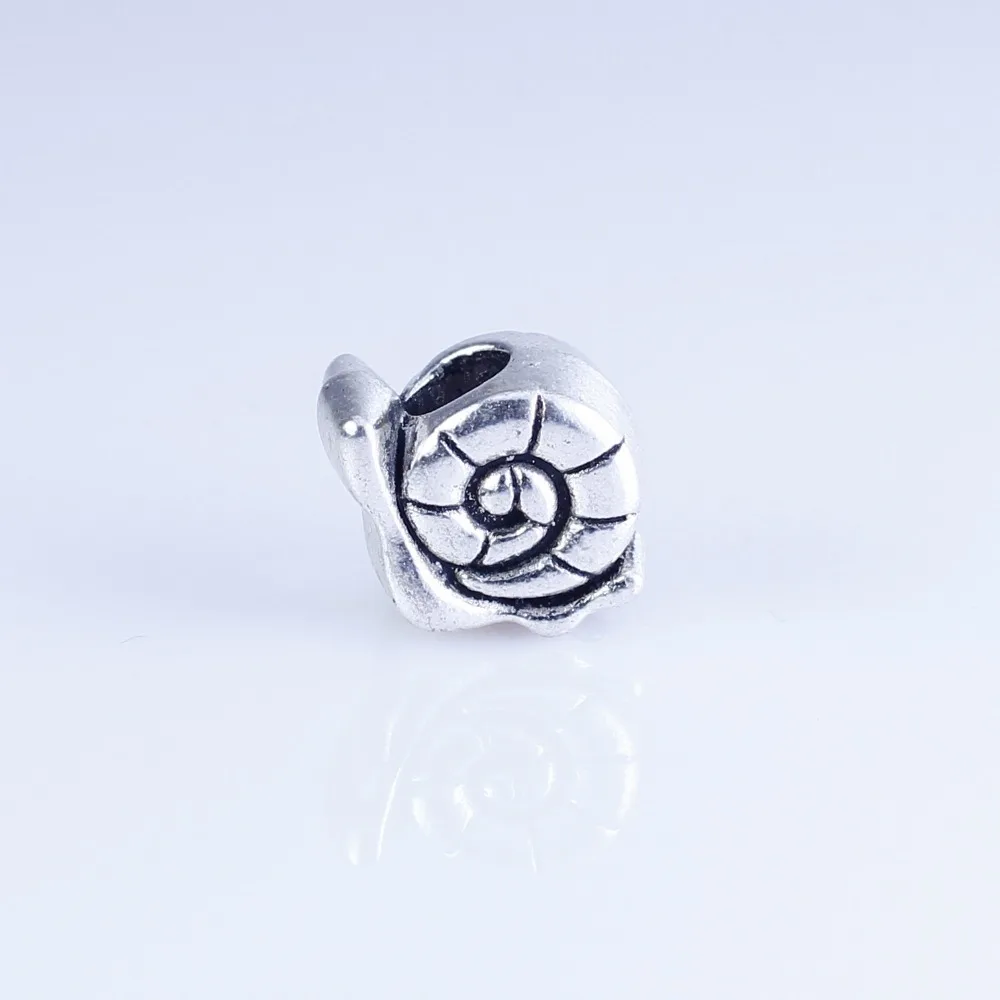 Wholesale 18pcs silver plated Snail beads Big Hole Beads Fit style European Bracelet hole 5mm
Wholesale 18pcs silver plated Snail beads Big Hole Beads Fit style European Bracelet hole 5mm