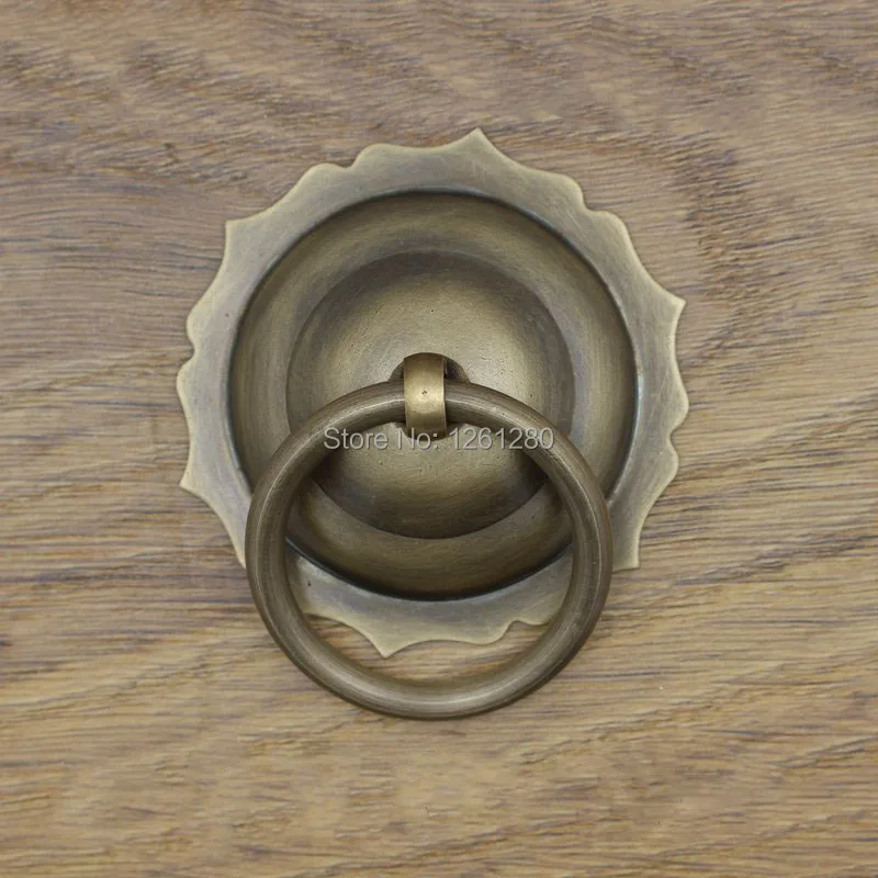 Chinese Antique Circle Drawer Knob Furniture Door Handle Classical Wardrobe Cabinet Shoe Closet Cone Vintage Pull Ring Hardware
Chinese Antique Circle Drawer Knob Furniture Door Handle Classical Wardrobe Cabinet Shoe Closet Cone Vintage Pull Ring Hardware