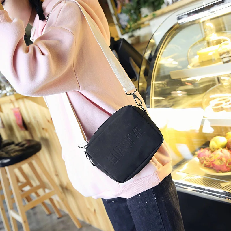 Fashion Mini PU Small Bags High Quality Shoulder Bag Simple Travel Canvas Purse Phone Bag Bag
Fashion Mini PU Small Bags High Quality Shoulder Bag Simple Travel Canvas Purse Phone Bag Bag