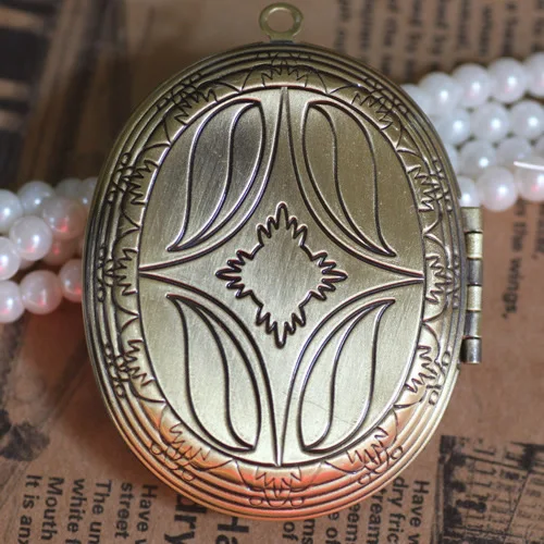 39*47mm 5pcs Oval Photo Frame Locket Box,Antique Bronze Pendant European style Craft,Jewelry Finding Pendant
39*47mm 5pcs Oval Photo Frame Locket Box,Antique Bronze Pendant European style Craft,Jewelry Finding Pendant