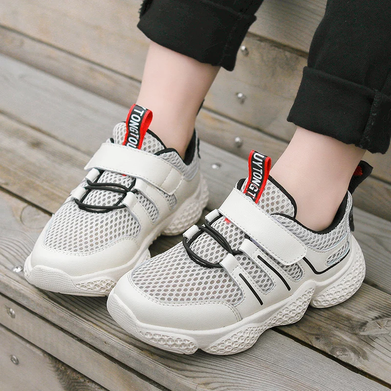 Children's Shoes Boys Girls Sports Shoes 2019 New Autumn Fashion Contrast color Sneakers Soft bottom Non-slip shoes size 26-37
Children's Shoes Boys Girls Sports Shoes 2019 New Autumn Fashion Contrast color Sneakers Soft bottom Non-slip shoes size 26-37