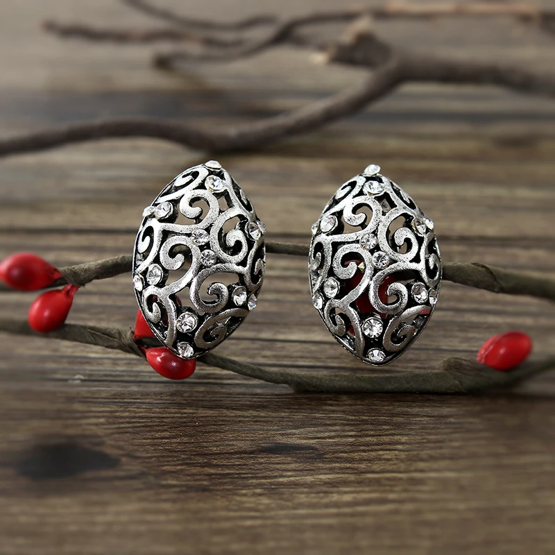 2019 New Fashion Elegant Vintage Punk Gothic Crystal Rhinestone Ear Cuff Wrap Stud Clip Earrings
2019 New Fashion Elegant Vintage Punk Gothic Crystal Rhinestone Ear Cuff Wrap Stud Clip Earrings