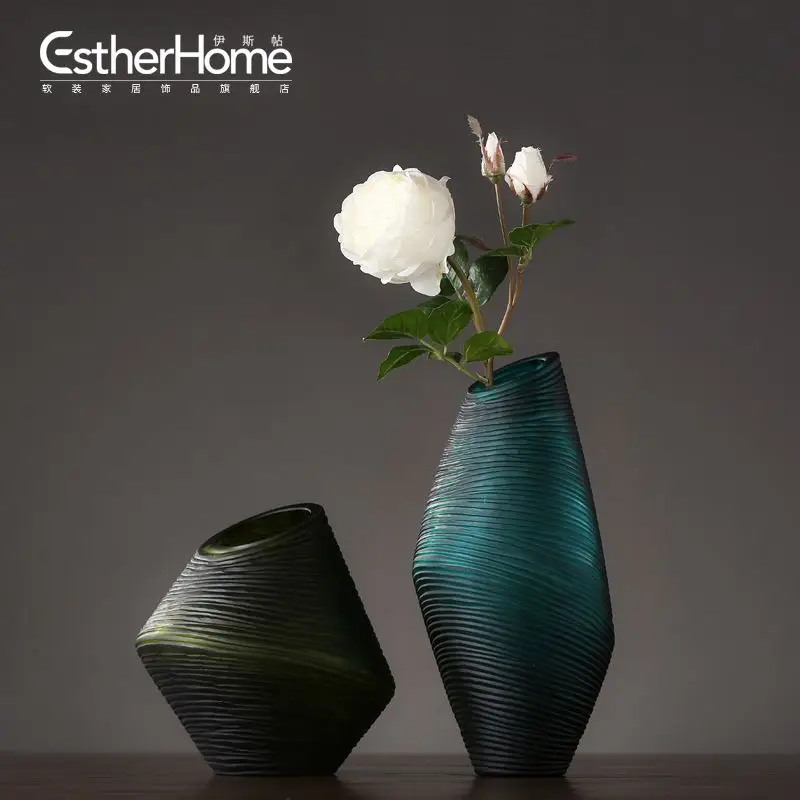 Nordic Creative art Glass flowers vase home decor crafts room wedding decoration objects vintage parlor vase ornaments gifts
Nordic Creative art Glass flowers vase home decor crafts room wedding decoration objects vintage parlor vase ornaments gifts