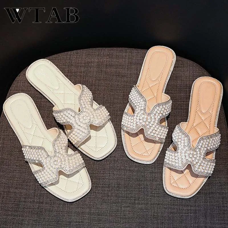 WTAB new fashion women slippers 2019 pearl shoes pantuflas mujer slides summer slippers anti-skid casual ladies slippers femme
WTAB new fashion women slippers 2019 pearl shoes pantuflas mujer slides summer slippers anti-skid casual ladies slippers femme