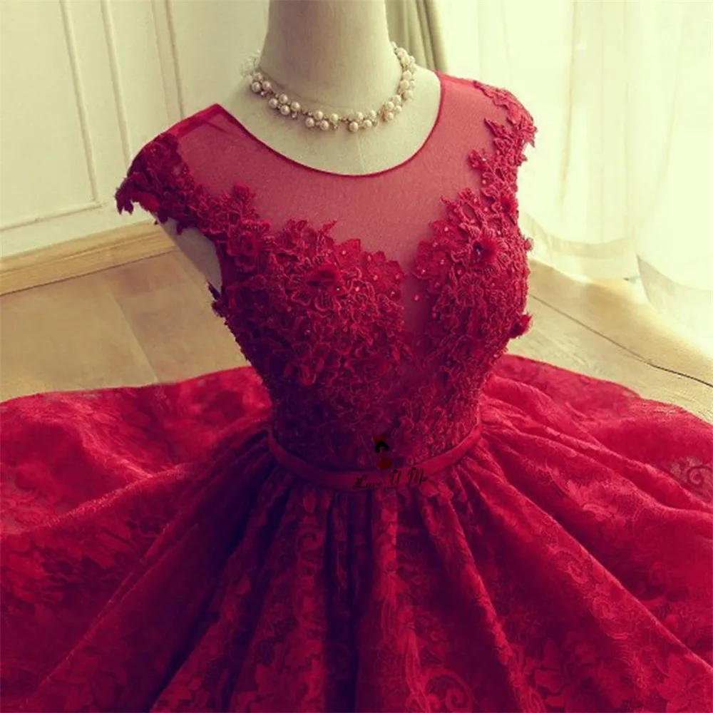 Red Christmas Lace Short Party Dresses Cap Sleeve Robe de Cocktail Knee Length Homecoming Dress 2017 Plus Size Backless Prom
Red Christmas Lace Short Party Dresses Cap Sleeve Robe de Cocktail Knee Length Homecoming Dress 2017 Plus Size Backless Prom