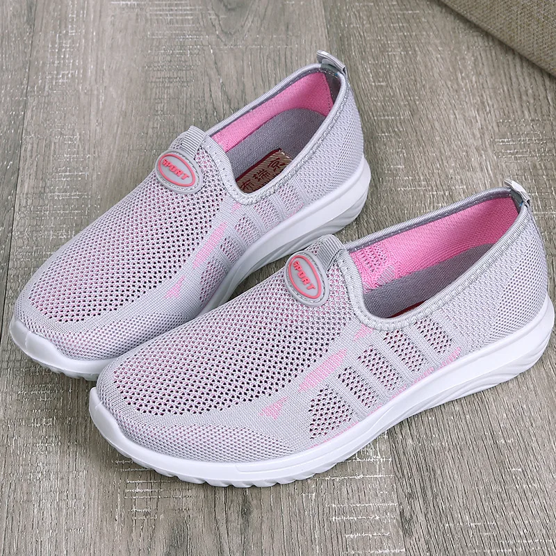 New Women's Flat-soled Shoes in Summer with Mesh Upper, Leisure Soft-soled and Light Flat-heeled Mother's Shoes Sneakers
New Women's Flat-soled Shoes in Summer with Mesh Upper, Leisure Soft-soled and Light Flat-heeled Mother's Shoes Sneakers