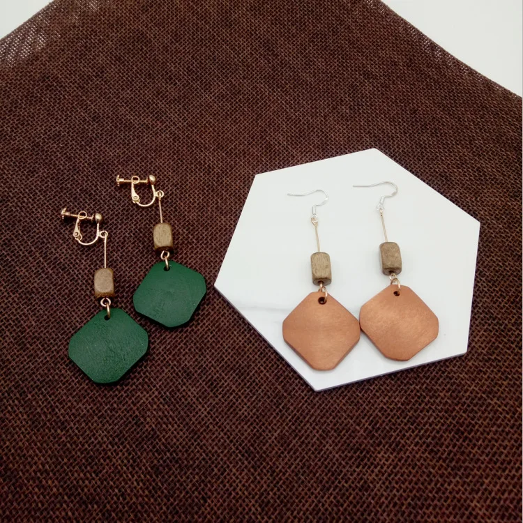 Korean style vintage clip on earrings clips for ears without puncture jewelry clip earrings without piercing women earrings
Korean style vintage clip on earrings clips for ears without puncture jewelry clip earrings without piercing women earrings