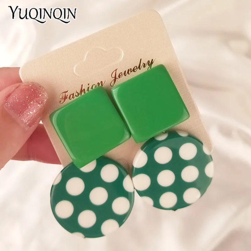 Vintage New Fashion Resin Long Big Drop Earrings for Women Round Geometric Spot Acrylic Earring For Girls Party Gifts Jewelry
Vintage New Fashion Resin Long Big Drop Earrings for Women Round Geometric Spot Acrylic Earring For Girls Party Gifts Jewelry