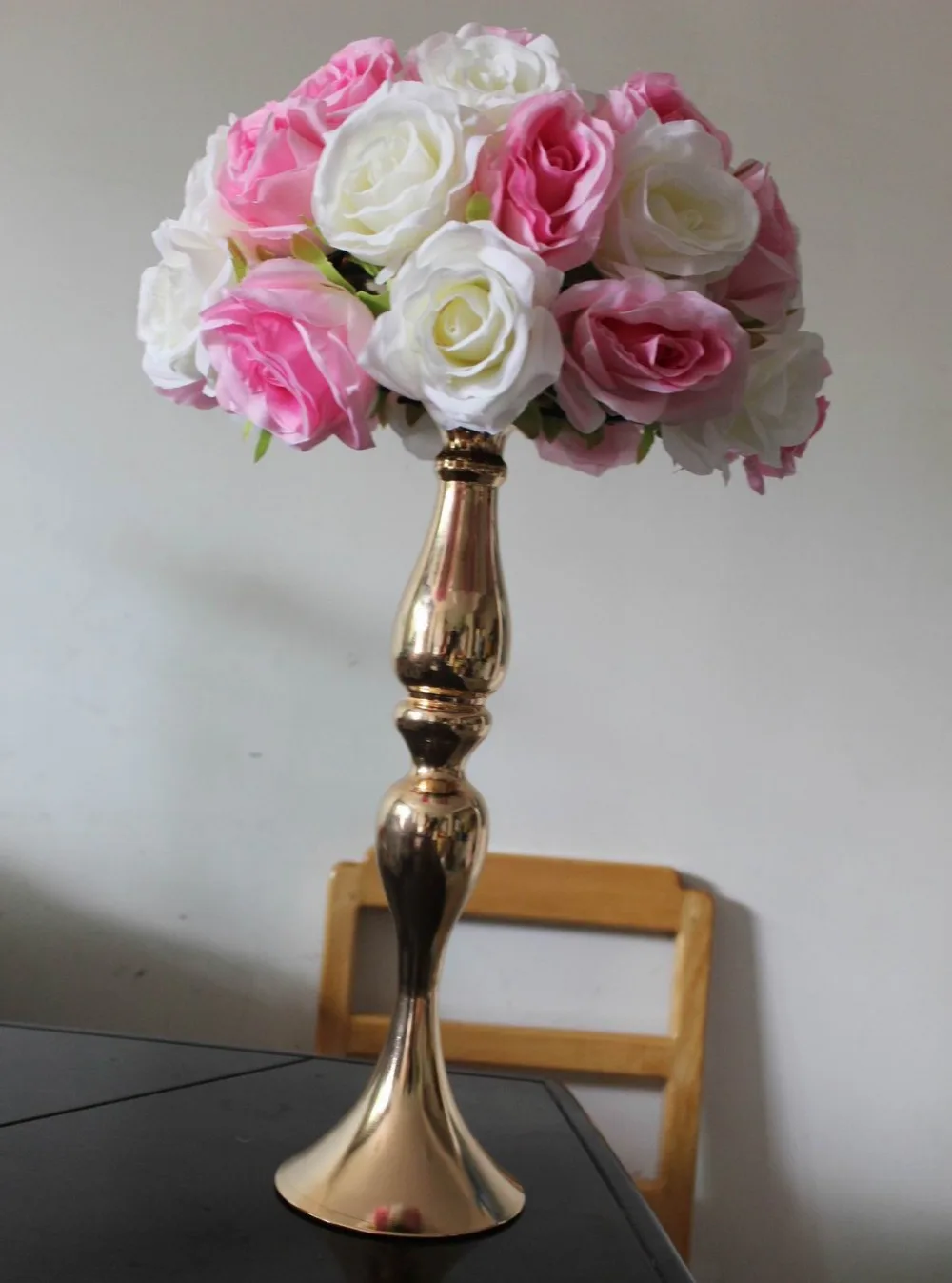 SPR EMS free shipping mix ivory & pink wedding decoration 30cm wedding silk kissing flower ball purple-plastic inner
SPR EMS free shipping mix ivory & pink wedding decoration 30cm wedding silk kissing flower ball purple-plastic inner