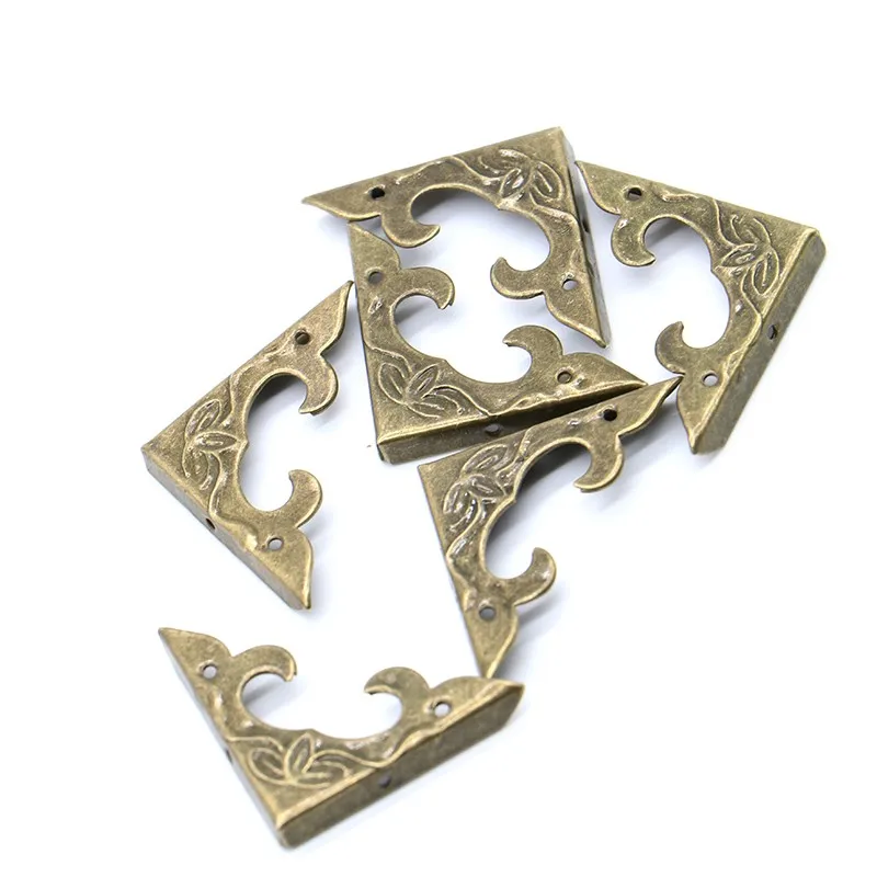 ABWE Best Sale 30Pcs 30mm x 30mm Book Scrapbooking Albums Bracket Antique Decorative Protectors Crafts For Furniture
ABWE Best Sale 30Pcs 30mm x 30mm Book Scrapbooking Albums Bracket Antique Decorative Protectors Crafts For Furniture