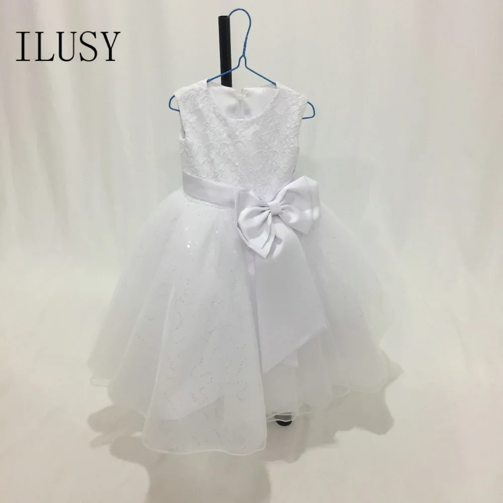 ILUSY White Ball Gown Flower Girl Dresses Puffy Crew Collar Sleeveless Child Dress with Belt Bow
ILUSY White Ball Gown Flower Girl Dresses Puffy Crew Collar Sleeveless Child Dress with Belt Bow