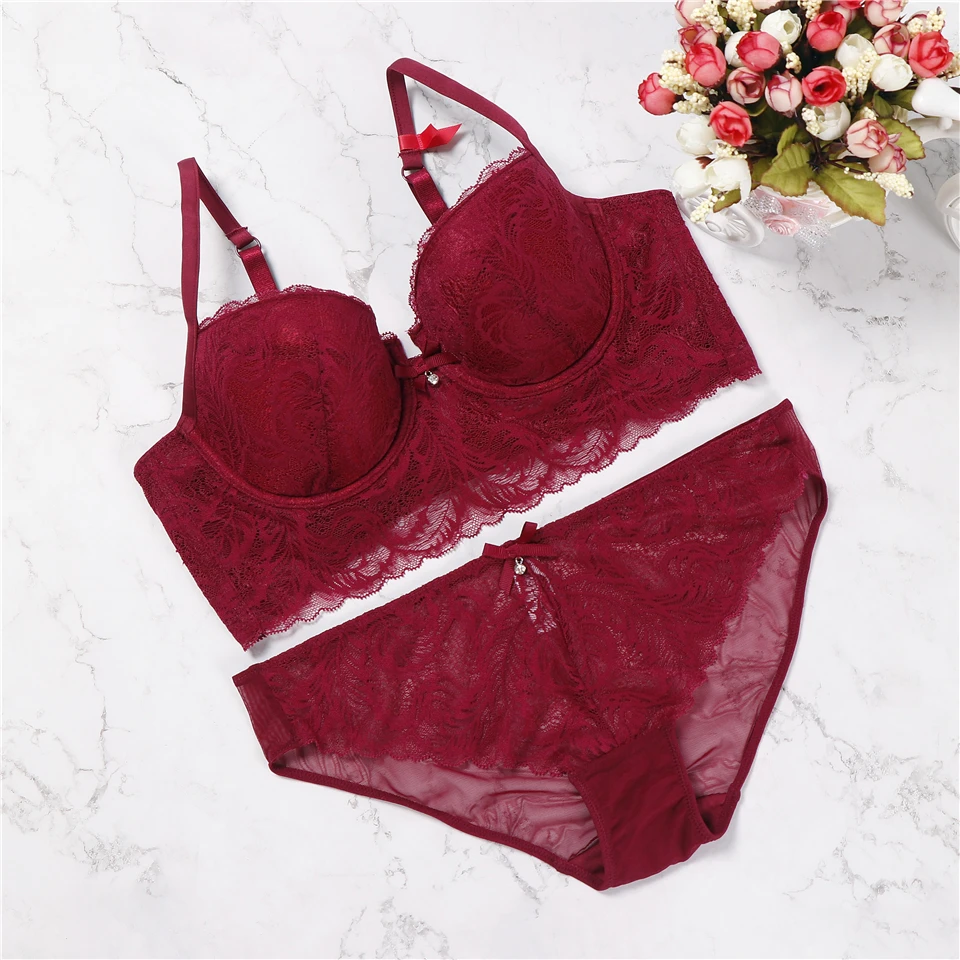 2018 vintage solid color bra set Fashion fashion lace sexy thin deep V-neck hot-selling push up underwear set
2018 vintage solid color bra set Fashion fashion lace sexy thin deep V-neck hot-selling push up underwear set