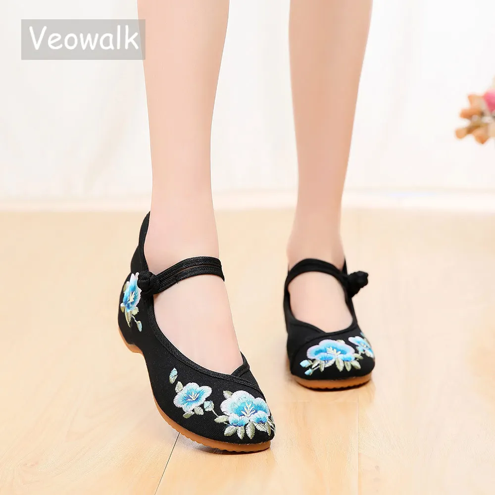 Veowalk Women Floral Embroidered Canvas Ballet Flats Elegant Ladies Casual Cotton Embroidery Ballerinas Soft Old Beijing Shoes
Veowalk Women Floral Embroidered Canvas Ballet Flats Elegant Ladies Casual Cotton Embroidery Ballerinas Soft Old Beijing Shoes