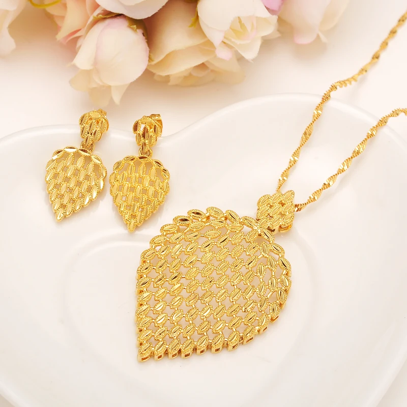 gold Necklace Earring Set Women Party Gift big Leaf Jewelry Sets daily wear mother gift wedding bridalDIY charms women girls
gold Necklace Earring Set Women Party Gift big Leaf Jewelry Sets daily wear mother gift wedding bridalDIY charms women girls