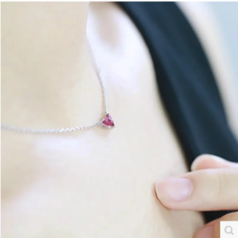 Flyleaf 100% 925 Sterling Silver Cubic Zirconia Heart Pendant Necklaces For Women Simple Personality Fashion Party Jewelry
Flyleaf 100% 925 Sterling Silver Cubic Zirconia Heart Pendant Necklaces For Women Simple Personality Fashion Party Jewelry