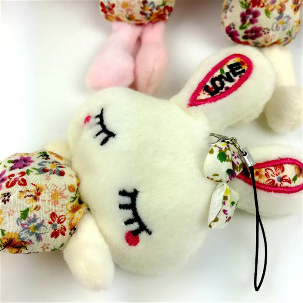 Stuffed Toy Small Plush Pendant of Long Feet Prints Loving Heart Rabbit Plush Toys Doll Key Chain Hanging Pendant Random Color
Stuffed Toy Small Plush Pendant of Long Feet Prints Loving Heart Rabbit Plush Toys Doll Key Chain Hanging Pendant Random Color