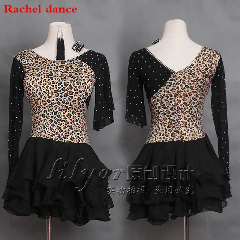 2018 Diamond Latin Dance Dress Girl Double V-Collar Style Long Sleeves Samba Ballroom Tango Dance Clothing Latin Dance Dress
2018 Diamond Latin Dance Dress Girl Double V-Collar Style Long Sleeves Samba Ballroom Tango Dance Clothing Latin Dance Dress