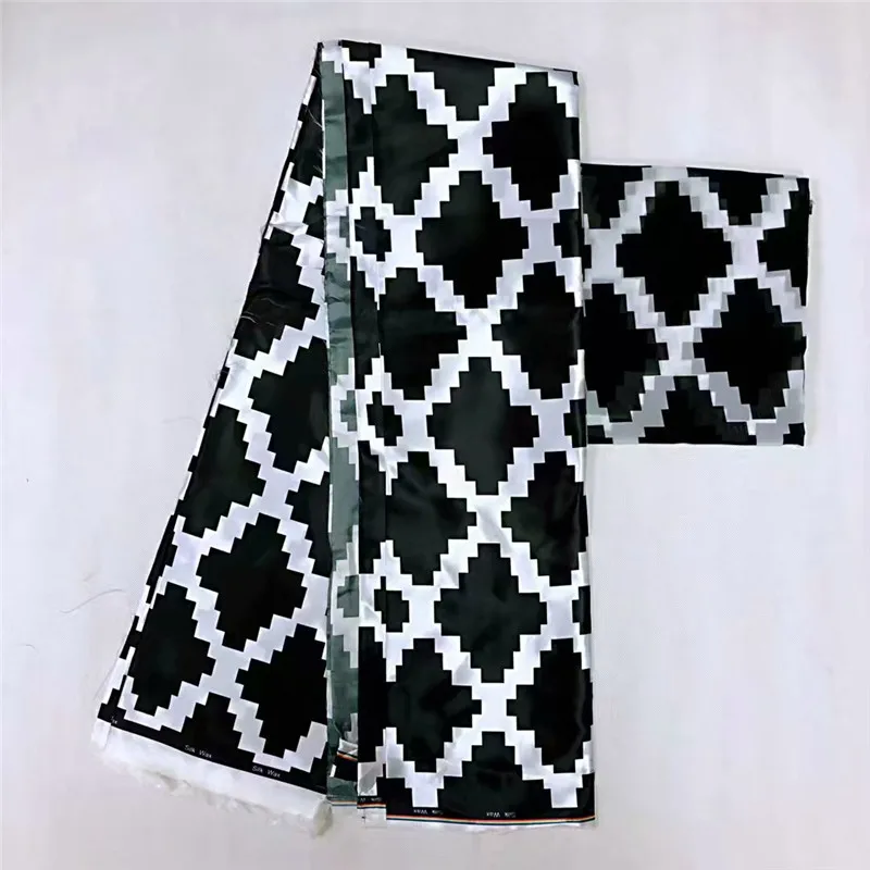 New arrival imitated silk fabric high quality 2019 african fabric wholesale soft silk fabric for dress african print fabrics
New arrival imitated silk fabric high quality 2019 african fabric wholesale soft silk fabric for dress african print fabrics