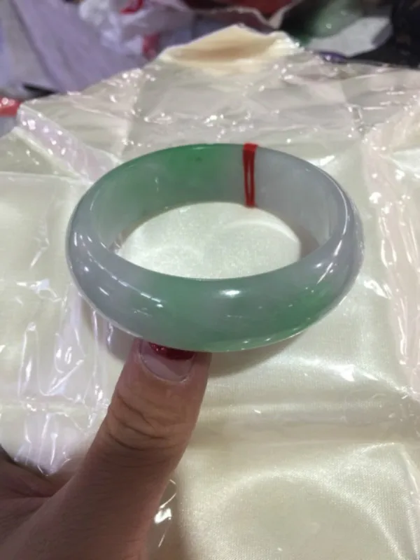 Zheru Jewelry Natural Jadeite Bracelet Elegant Natural Bicolor 54-62mm Princess Bracelet A Class A National Certificate
Zheru Jewelry Natural Jadeite Bracelet Elegant Natural Bicolor 54-62mm Princess Bracelet A Class A National Certificate