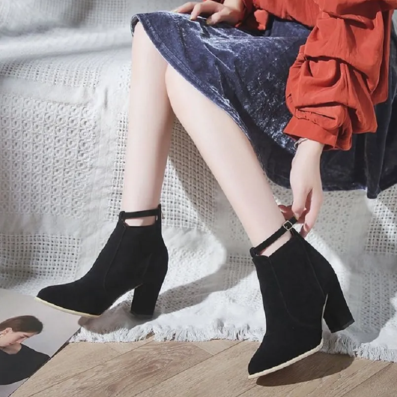Cresfimix botas femininas women fashion comfortable autumn & winter flock boots with back zip lady casual high heel boots b2842
Cresfimix botas femininas women fashion comfortable autumn & winter flock boots with back zip lady casual high heel boots b2842