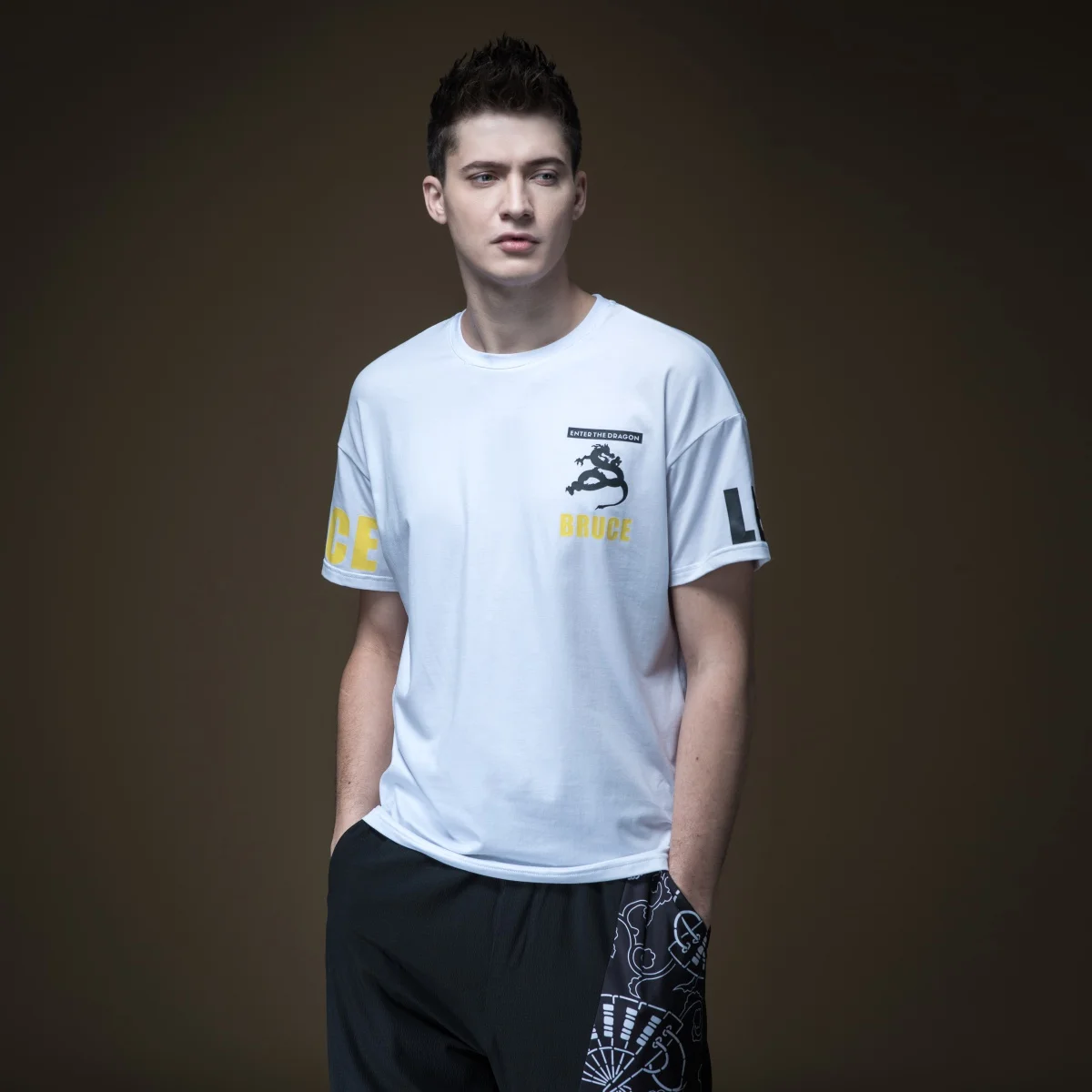 2019 Undertale Palace Pinli No Summer New Men's Wear Round-collar Printed Spliced Short-sleeved T-shirt Top Tide B192311348
2019 Undertale Palace Pinli No Summer New Men's Wear Round-collar Printed Spliced Short-sleeved T-shirt Top Tide B192311348