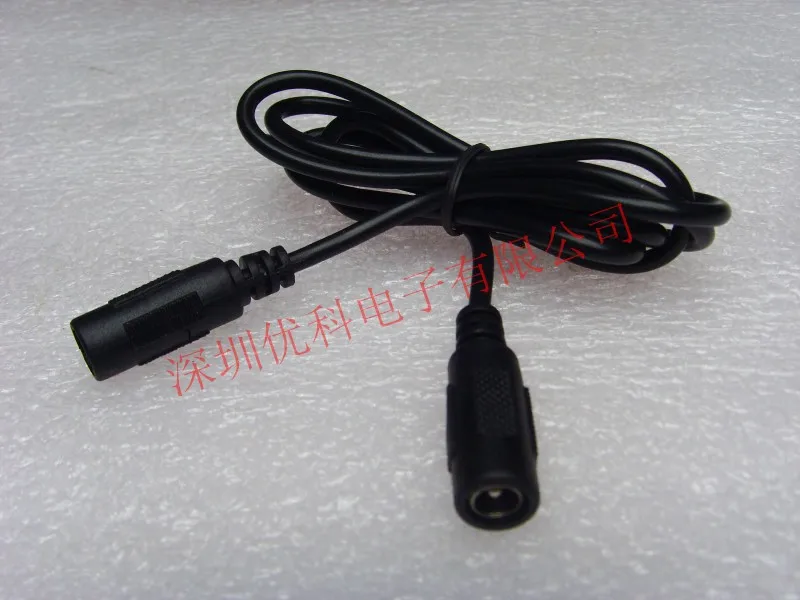 5.5*2.1 mother on mother and two female connector head double pass DC power line 1 meters of copper round wire
5.5*2.1 mother on mother and two female connector head double pass DC power line 1 meters of copper round wire