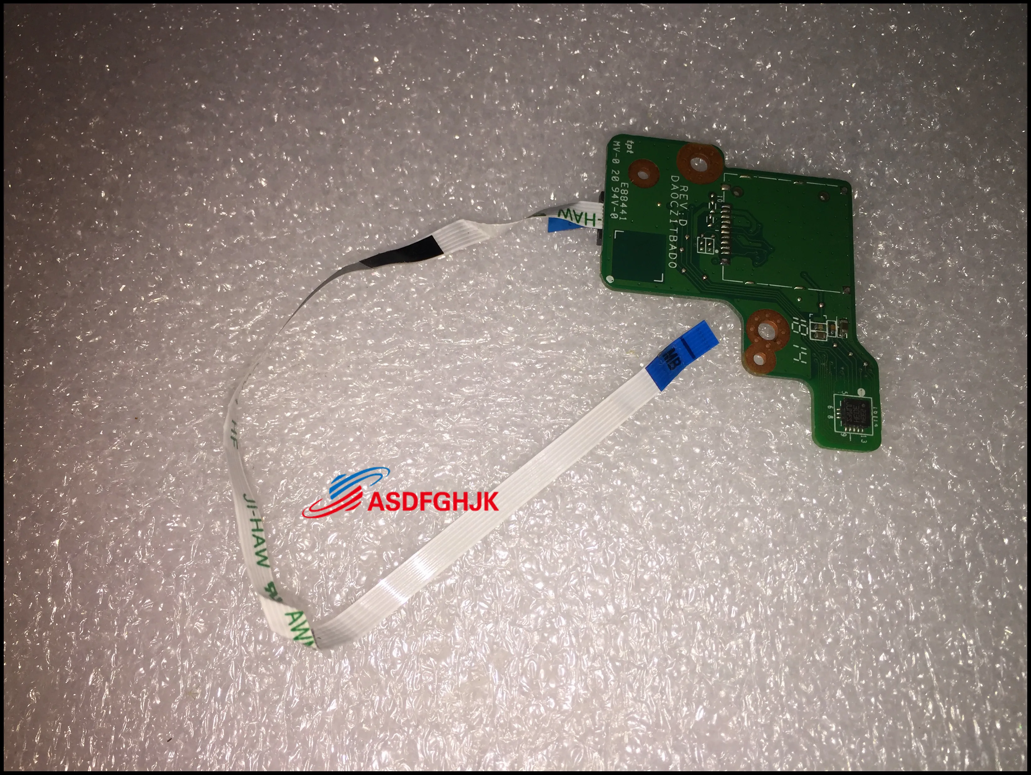 Б/у оригинальный DA0CZ1TBAD0 для Toshiba, слот для SIM-карты, плата Satellite Click 2 Pro P35w-b, тест ОК
Б/у оригинальный DA0CZ1TBAD0 для Toshiba, слот для SIM-карты, плата Satellite Click 2 Pro P35w-b, тест ОК