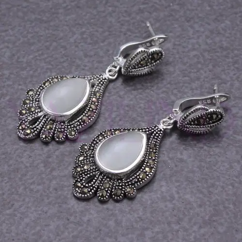 Hot selling> whosale noble round opal silver hook earrings Vintage style 5.29 -Bride jewelry free shipping
Hot selling> whosale noble round opal silver hook earrings Vintage style 5.29 -Bride jewelry free shipping