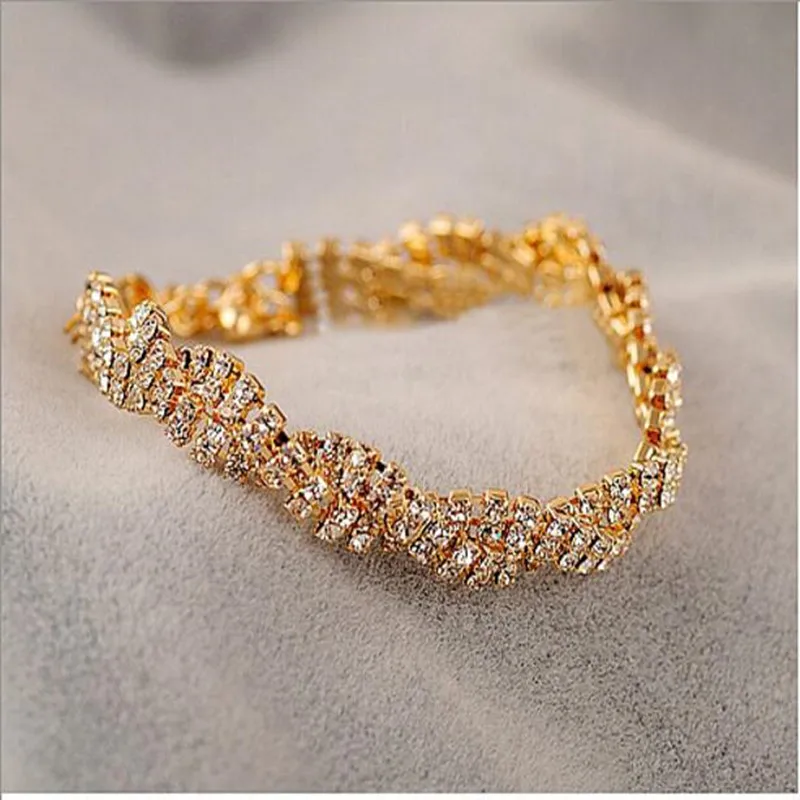 2018 new Korean jewelry full Fangzuan shiny slim bracelet female wild free shipping
2018 new Korean jewelry full Fangzuan shiny slim bracelet female wild free shipping