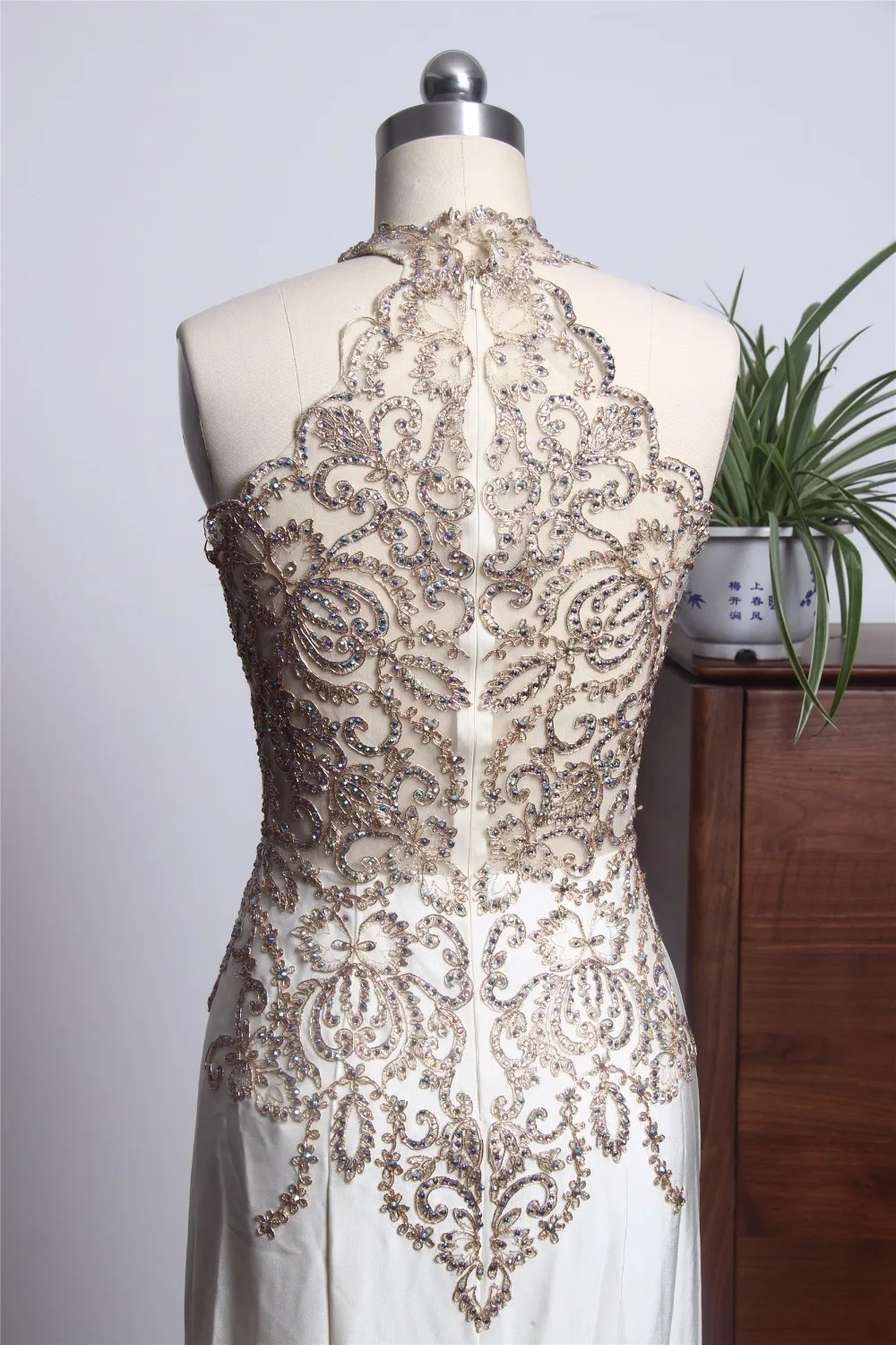 Charming Halter Formal Evening Gowns Dresses 2018 Lace Appliqued Mermaid Party Formal Dress vestido de gala
Charming Halter Formal Evening Gowns Dresses 2018 Lace Appliqued Mermaid Party Formal Dress vestido de gala