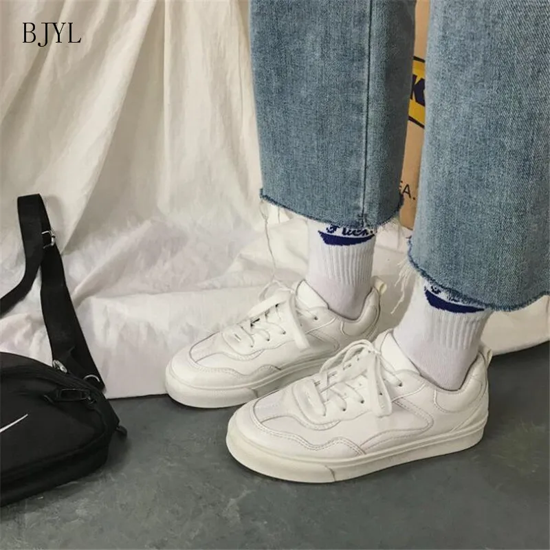 BJYL 2019 New spring tenis feminino lace-up white shoes woman PU Leather solid color female shoes casual women sneakers B276
BJYL 2019 New spring tenis feminino lace-up white shoes woman PU Leather solid color female shoes casual women sneakers B276