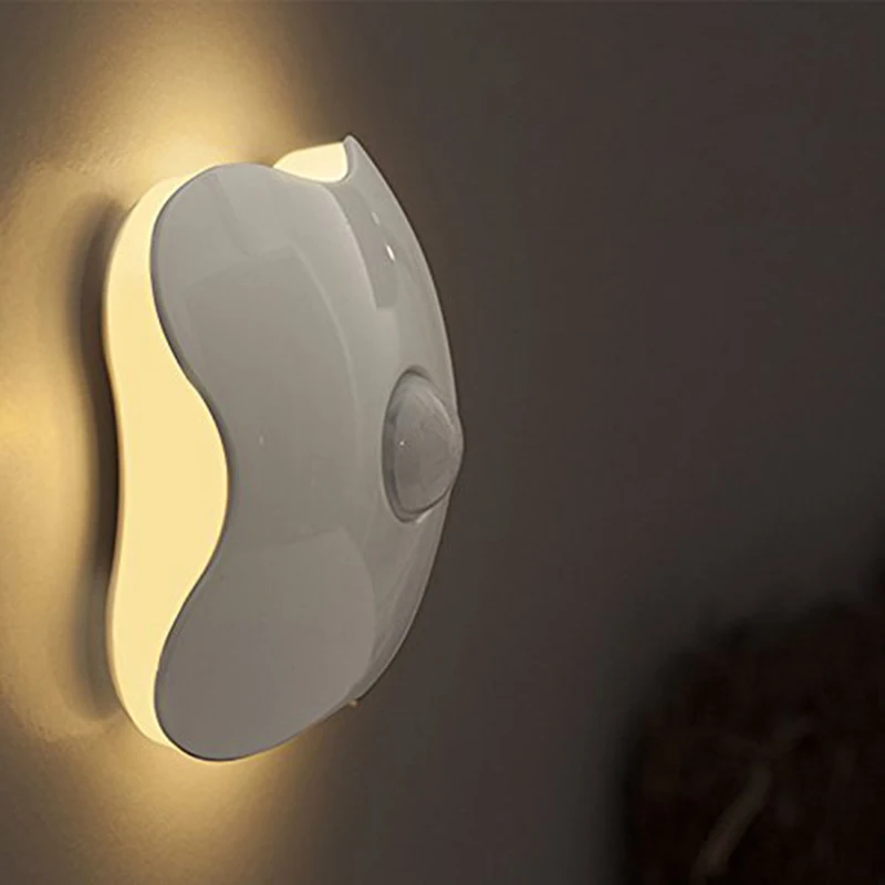 

Led Night Lights Four Leaf Clover Style Wireless Wall Lamp UNIBROTHER 6 LEDS 0.7W 3500K Motion Sensor Human Body Induction
