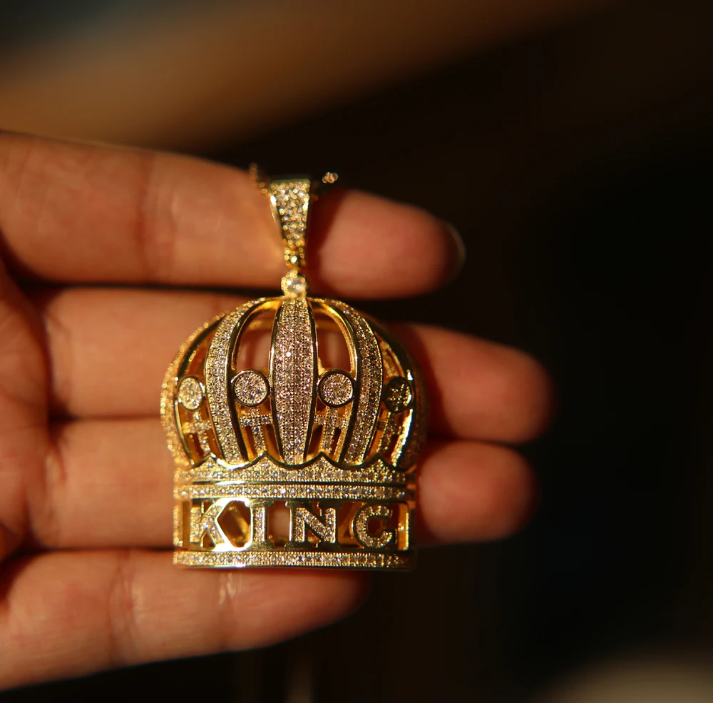 Full cubic zirconia cz iced out king crown pendant Gold silver color high quality hip hop bling necklace
Full cubic zirconia cz iced out king crown pendant Gold silver color high quality hip hop bling necklace