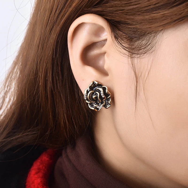 6pcs New Fashion Golden Roses Drip Ear Clip Girl Fashion Accessories Jewelry Earrings Gift
6pcs New Fashion Golden Roses Drip Ear Clip Girl Fashion Accessories Jewelry Earrings Gift