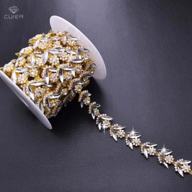 10yards Wholesale Exquiste Flower Glass Rhinestone chain Sew on Rhinestones trim decoration for Clothing Garment Bridal dress
10yards Wholesale Exquiste Flower Glass Rhinestone chain Sew on Rhinestones trim decoration for Clothing Garment Bridal dress